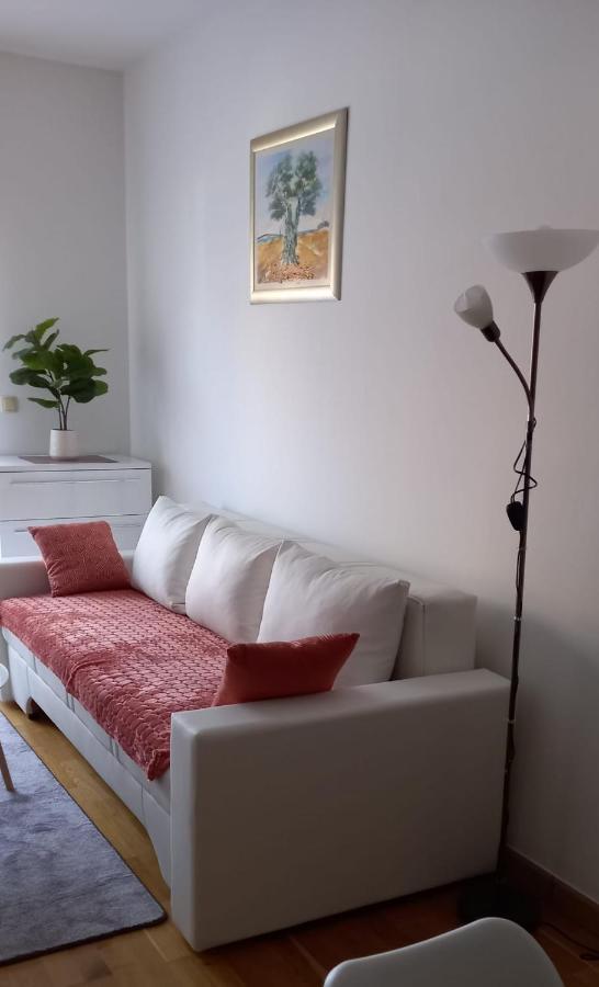 Marys Home Apartment Medugorje エクステリア 写真