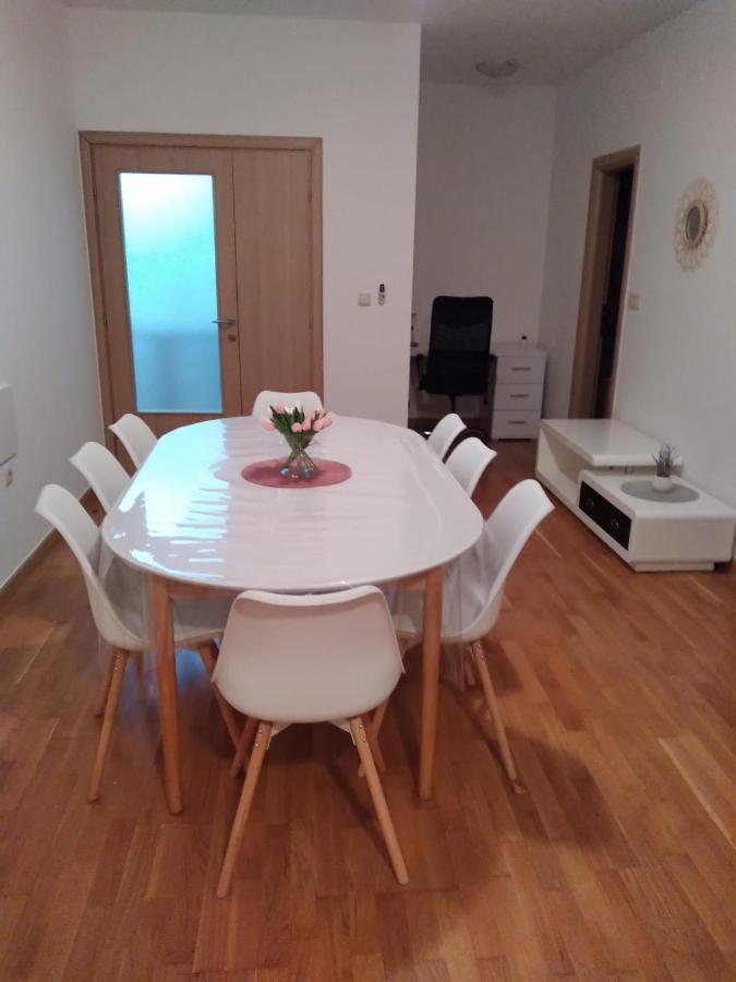 Marys Home Apartment Medugorje エクステリア 写真