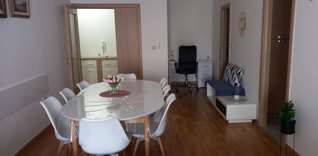 Marys Home Apartment Medugorje エクステリア 写真