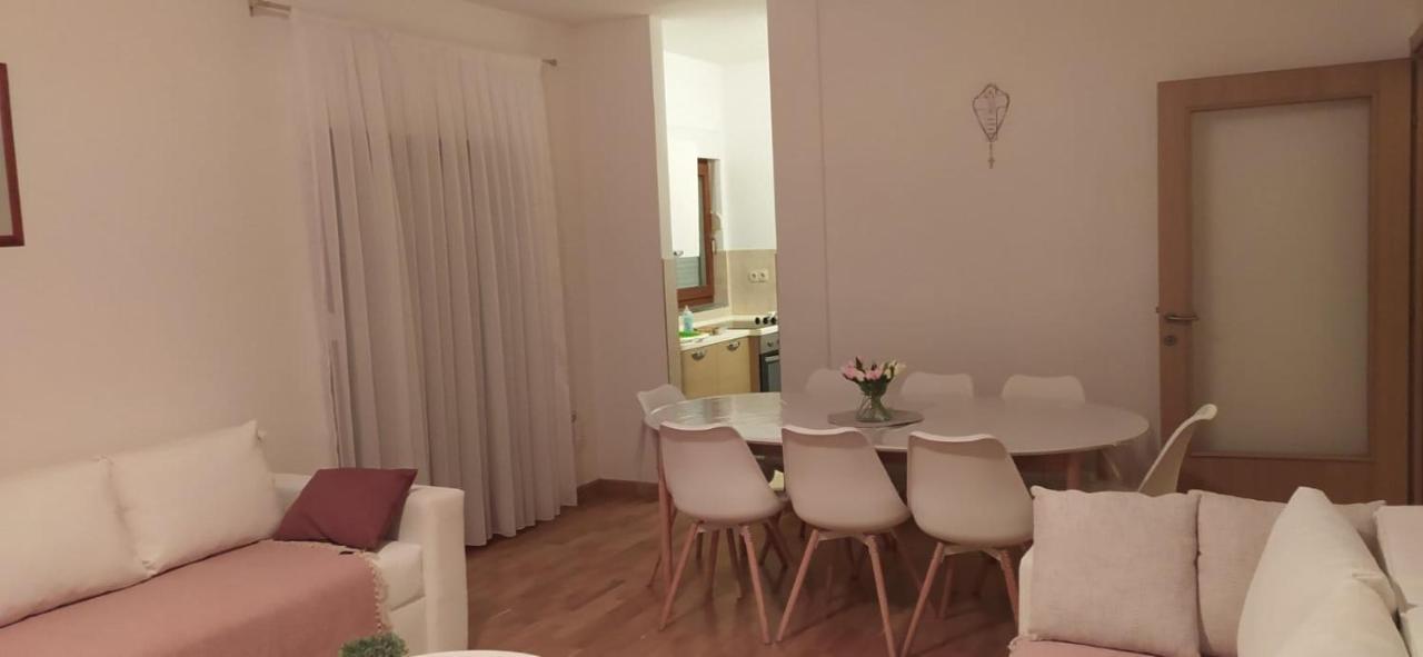 Marys Home Apartment Medugorje エクステリア 写真