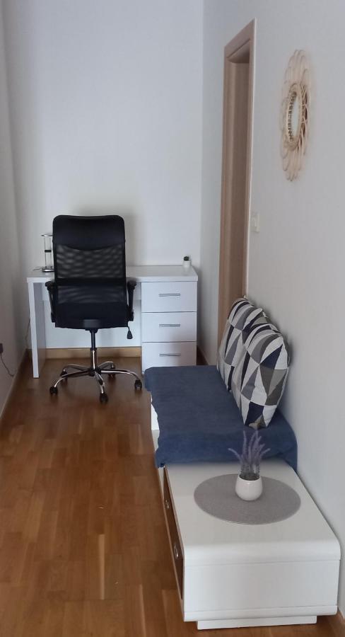 Marys Home Apartment Medugorje エクステリア 写真