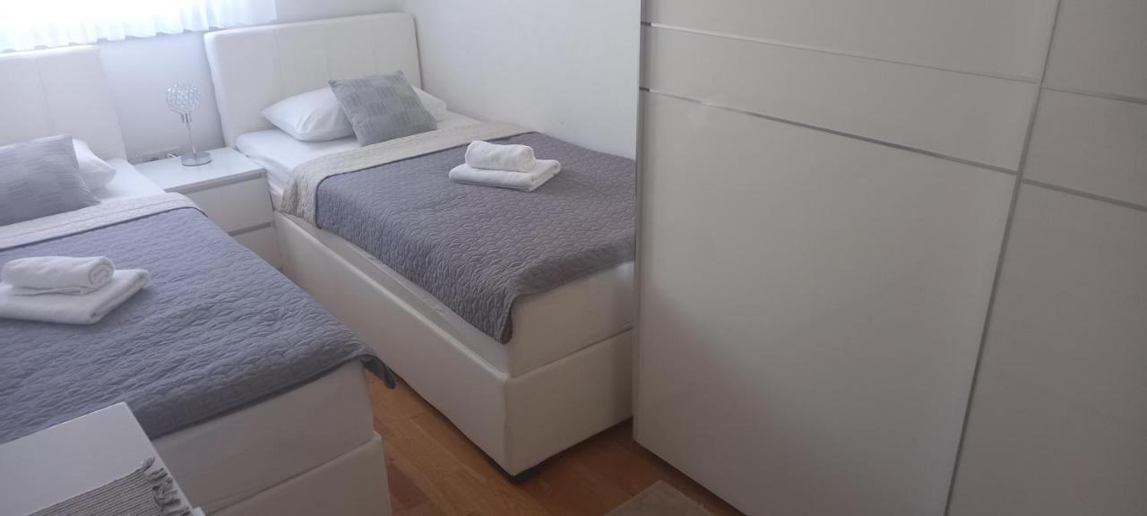 Marys Home Apartment Medugorje エクステリア 写真
