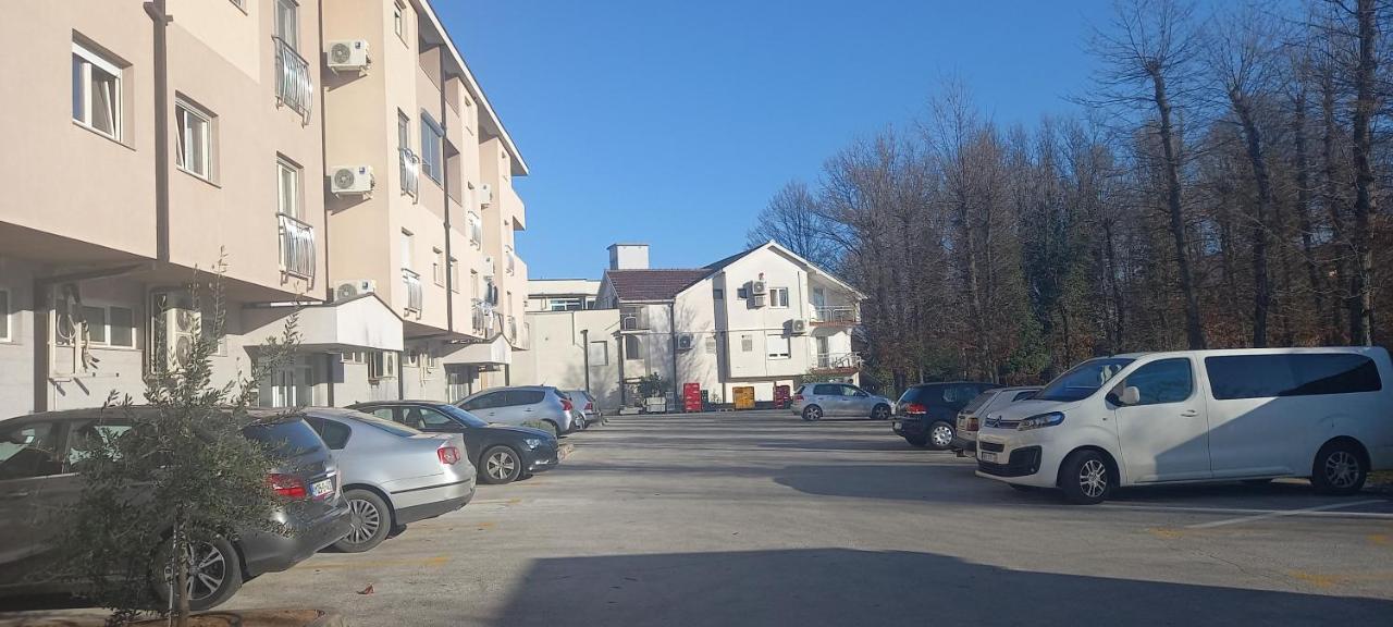 Marys Home Apartment Medugorje エクステリア 写真