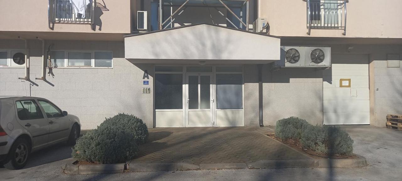 Marys Home Apartment Medugorje エクステリア 写真